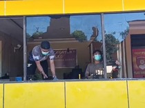 Ruangan Polres Sumba Barat Dirusak Massa Imbas Polisi Tembak Pencuri Ternak