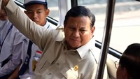 Jajal LRT dari Kelapa Gading-Manggarai, Prabowo: Jakarta Kaya!