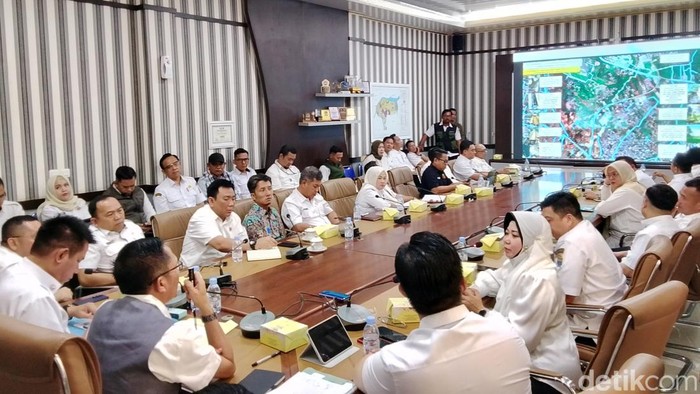 Rapat OPD Pemkot Palembang bahas penanganan banjir saat musim hujan mendatang