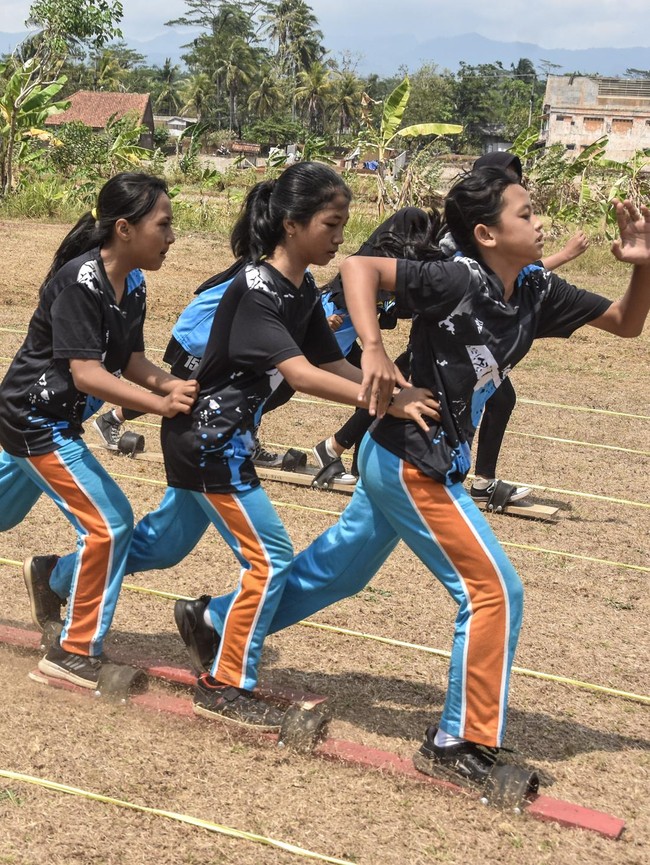 Serunya 549 Siswa di Ciamis Adu Ketangkasan Lomba Olahraga Tradisional