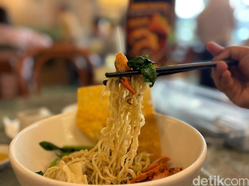 Su Wah, kafe ala Hong Kong