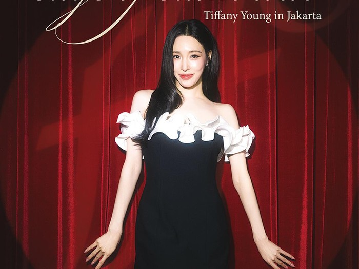 Tiffany Young menggelar tur konser solo Edge of Calm Tour.