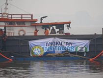 1,1 Juta Liter Air Tawar Tiba di Pontianak untuk Penuhi Kebutuhan Air Minum