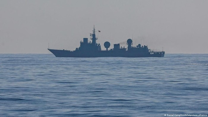 Laporan tersebut mengusulkan pemindahan pasukan AS dari rantai pulau pertama di Pasifik yang dianggap lebih rentan, ke rantai pulau kedua yang dinilai lebih mudah dipertahankan (Daniel Ceng/Anadolu/picture alliance)