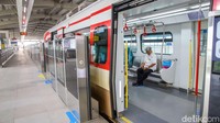 Rute tersebut menghubungkan Stasiun Kelapa Gading dengan Stasiun Manggarai melalui sejumlah kawasan, di antaranya Pulomas, Velodrome, Rawamangun, Pramuka, Matraman dan Proklamasi.