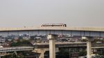 Warga Mulai Menjajal LRT Kelapa Gading - Manggarai