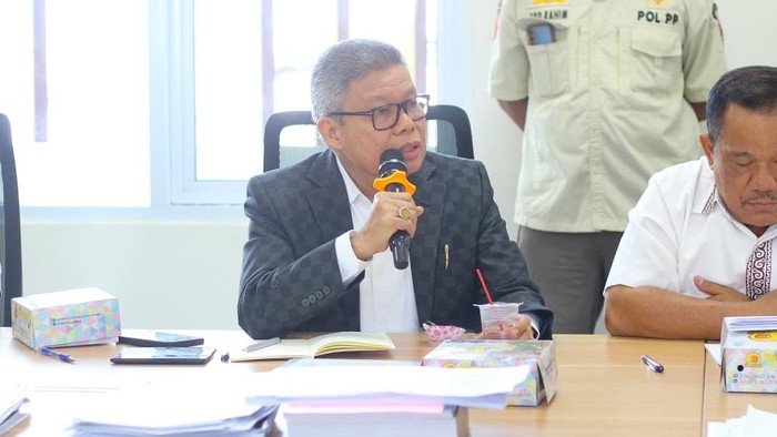 Anggota DPR RI Taufan Pawe (TP) meminta agar RSIA Paramount Makassar ditutup permanen buntut cucunya meninggal usai meninggal.