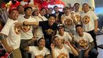 Sweet! Gading Marten Kasih Kado Ultah Motor Suzuki RGR ke Ariel NOAH