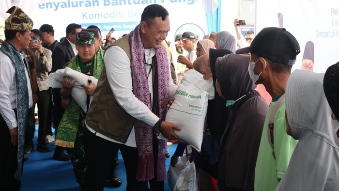 Bulog dan Bapanas Kebut Penyaluran Bantuan Beras di Riau