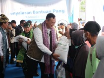 BULOG dan Bapanas Kebut Penyaluran Bantuan Beras di Riau