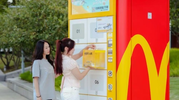 Canggih! Pesan McD di Shanghai Bisa Diantar Drone dalam 10 Menit