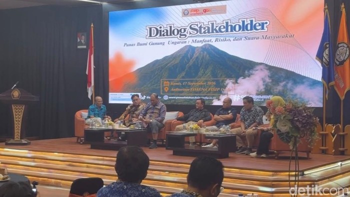 Dialog soal panas bumi Gunung Ungaran di Fakultas Ilmu Sosial dan Ilmu Politik Universitas Diponegoro, Kamis (17/9/2026).