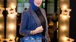 Seru! Erin Anthony Makan dengan View Ikonik di Masjid Nabawi hingga Eiffel