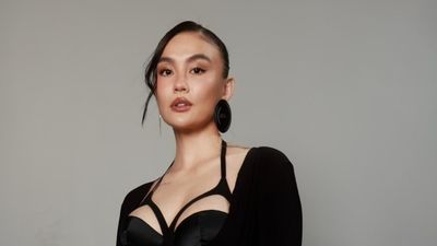 Sukses Tampil di Reacher, Agnez Mo Akan Main Film Bareng Nicolas Cage