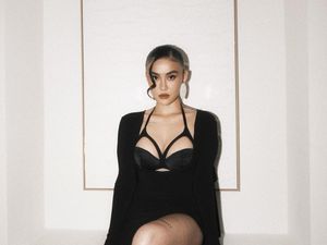 Memorabilia Agnez Mo Mejeng di Hard Rock Hollywood, BTS Tamu Kehormatan Kolombia