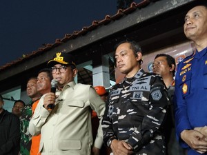 Pencarian 5 Jurnalis dan 3 Kru di Gunung Anak Krakatau Resmi Dihentikan