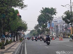Balikpapan Berselimut Kabut Asap, Warga: Langit Mendung Tapi Tidak Hujan