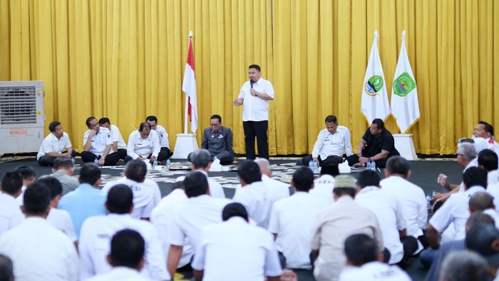 Kang Rey Terima Audiensi Kepala Desa dan Camat