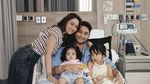 So Sweet! Krisjiana dan Siti Badriah Kulineran bareng Keluarga Kecilnya