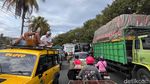 Pelabuhan Ketapang Macet Lagi, Antrean Kendaraan Capai 10 Km
