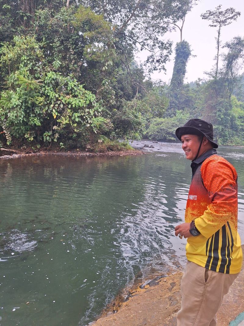 Menjaga Ikan, Merawat Sungai Jujuhan di Solok Selatan