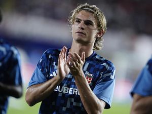 Direktur Como Nilai Nico Paz Layak Warisi Nomor 10 Messi di Timnas Argentina