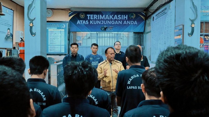 Pemindahan narapidana dari Lapas Sukabumi ke Lapas Karawang dan Subang