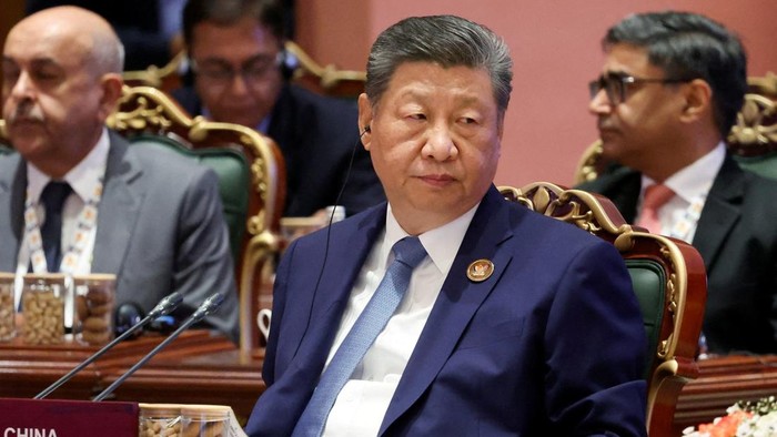 Presiden China Xi Jinping saat menghadiri KTT BRICS di India (dok. via REUTERS/Alexander Kazakov)