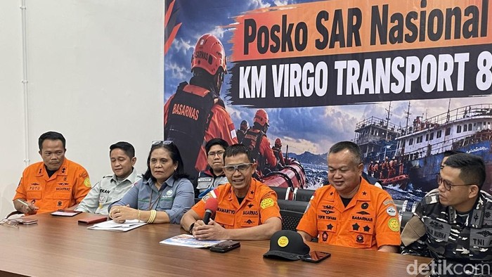Press conference hari kelima pencarian korban Kapal Virgo. (Khairun Nisa/detikKalimantan)