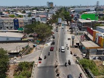 Jalan Aroepala Mulus, Pedagang Makassar Ungkap Omzet Mulai Naik