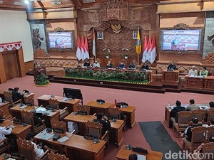 4 Fraksi DPRD Denpasar Sepakat Perubahan APBD 2026, Ini Catatannya