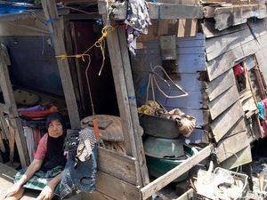 Rumah Lansia yang Hampir Ambruk di Belawan Tak Bisa Dibangun Pakai APBD