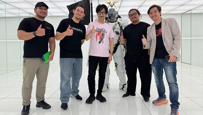 Pertemuan developer Indonesia Separuh Interactive dengan Hideo Kojima di Jepang
