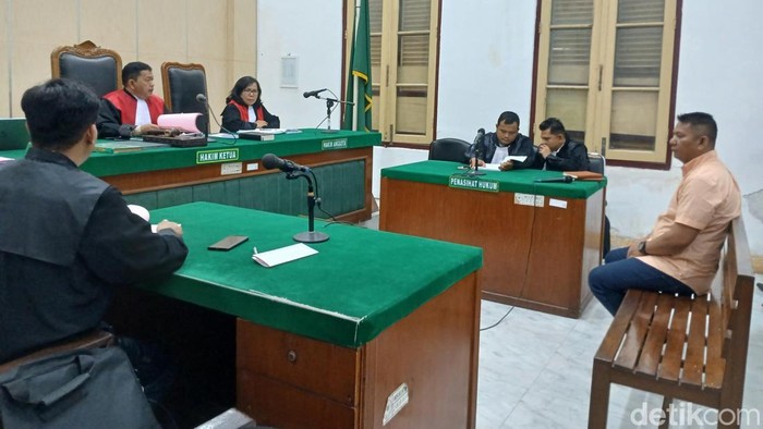 Sidang tuntutan di ruang Cakra 8 Pengadilan Negeri Medan, Kamis (17/9/2026) (Juita Sinuhaji/detikSumut).