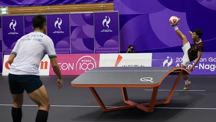 Kamis, 17 September 2026. NOC - AG26 - NMA - Teqball; 1. Mens Singles Group B - Yoga Ardika Putra (INA) vs Truong Giang Ba (VIE) di Nagoya City Higashi Sports Center, Nagoya - Jepang