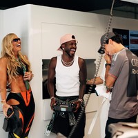 Gaya Seksi WAG Vinicius Junior Nonton F1 di Madrid, Perut Atletis Jadi Sorotan