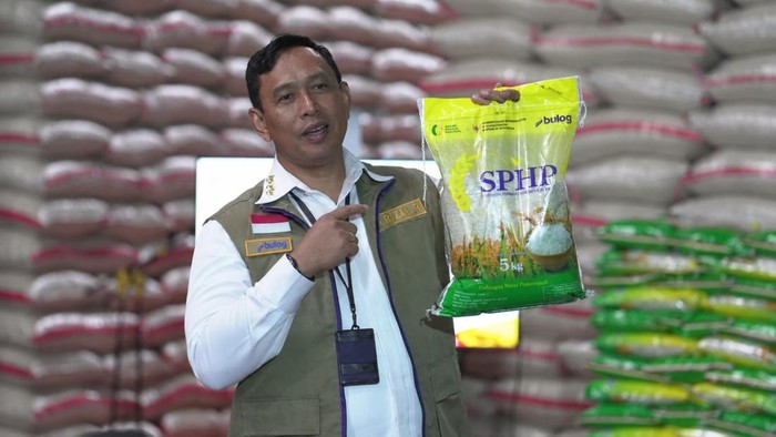 2 Jurus BULOG Kendalikan Harga Beras di Pasar