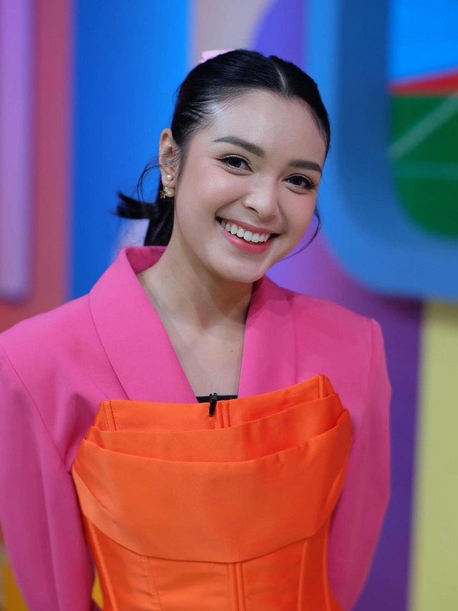 Claudia Andhara Gak Mau Galau dan Menangis Lagi
