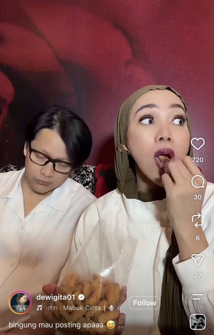Dewi Gita Asyik Kulineran, Minum Kopi hingga Makan Es Krim di Jepang