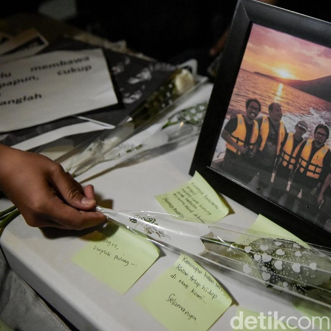 Bingkai Sepekan: Musibah KM Virgo dan Akhir Pencarian Jurnalis di Selat Sunda