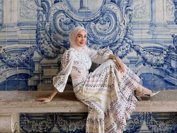 Liburan ke Portugal, Gaya Stylish Erin Eks Istri Andre Taulany Curi Atensi