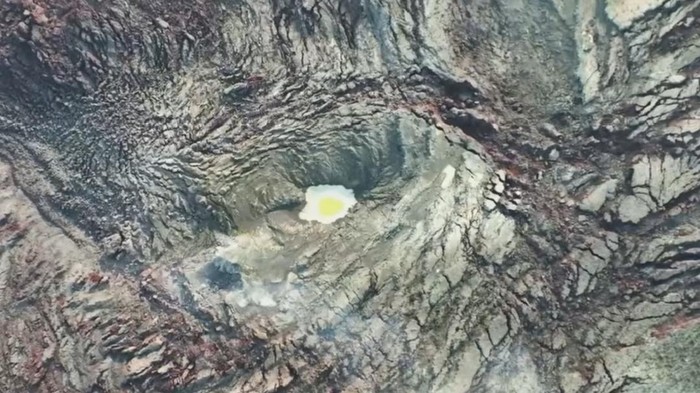 Fenomena Telor Ceplok yang ada di Gunung Anak Krakatau