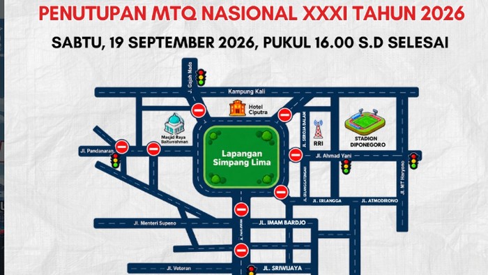 Informasi pengalihan arus lalul lintas di Simpang Lima Semarang.