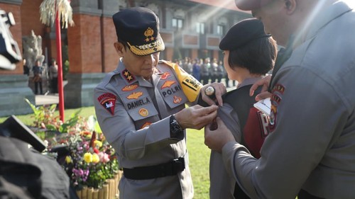 Kapolda Bali Irjen Daniel Adityajaya memimpin langsung apel gelar pasukan jelang Operasi Gapura Agung IV-2026 di Mako Polda Bali, Jumat (18/9/2026). (Foto: Dok. Polda Bali)