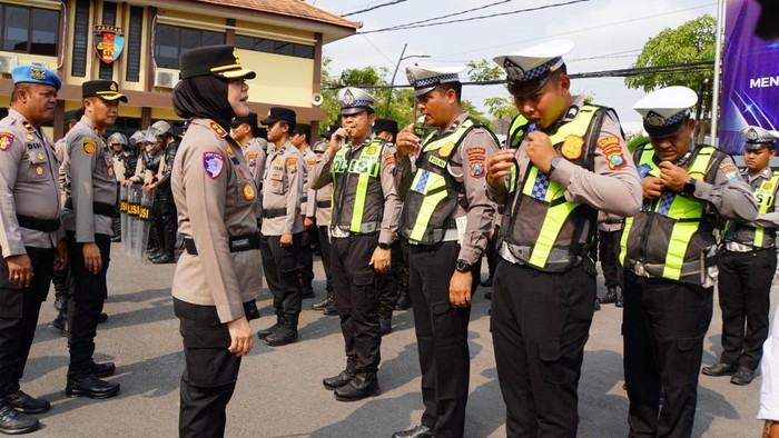 Kapolres Bojonegoro cek kesiapsiagaan personel dan sarpras