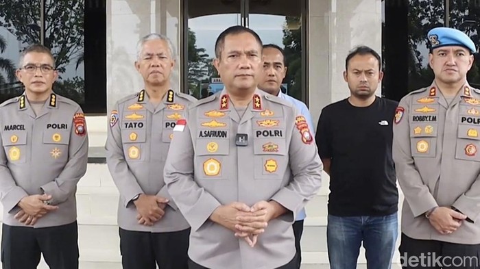 Keterangan foto:Kapolda Kepri Asep Safrudin saat memberikan keterangan(Alamudin Hamapu/Kontributor Kepri)