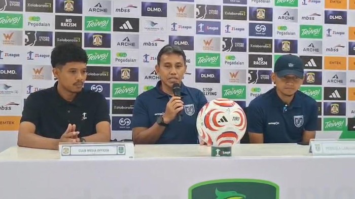 Konferensi pers jelang laga Persiba Balikpapan vs Persela Lamongan