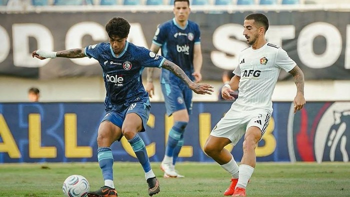 Laga Arema FC vs Persik Kediri