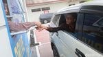 Layanan Drive Thru Permudah Pengambilan Paspor di Imigrasi Dumai