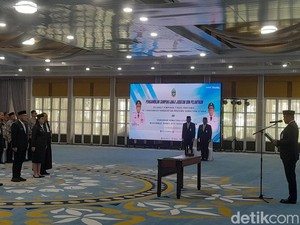 Gubsu Bobby Lantik 3 Pejabat Eselon II Sumut, Berikut Daftarnya